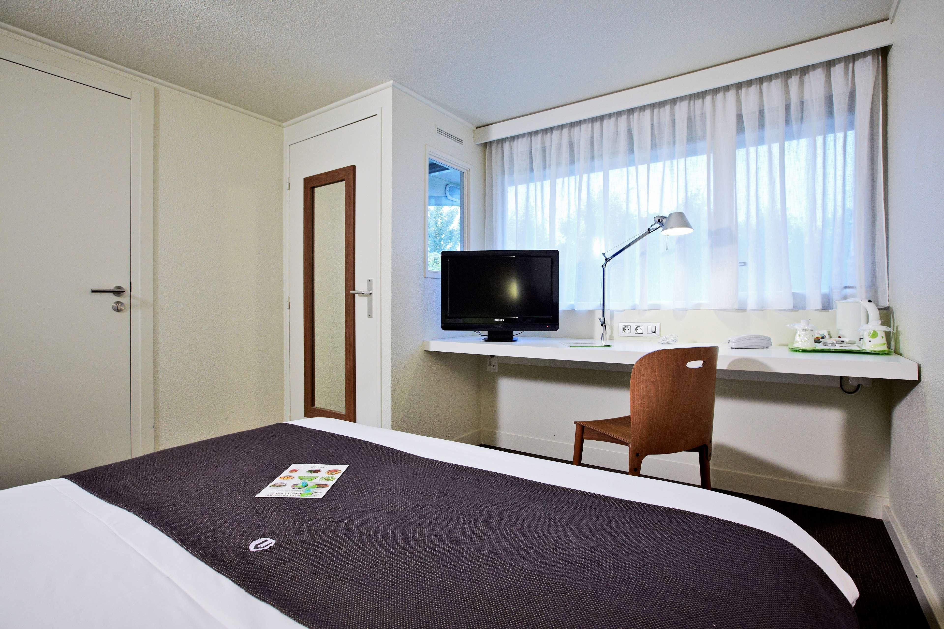 Hotel Campanile Le Havre Nord - Montivilliers Esterno foto