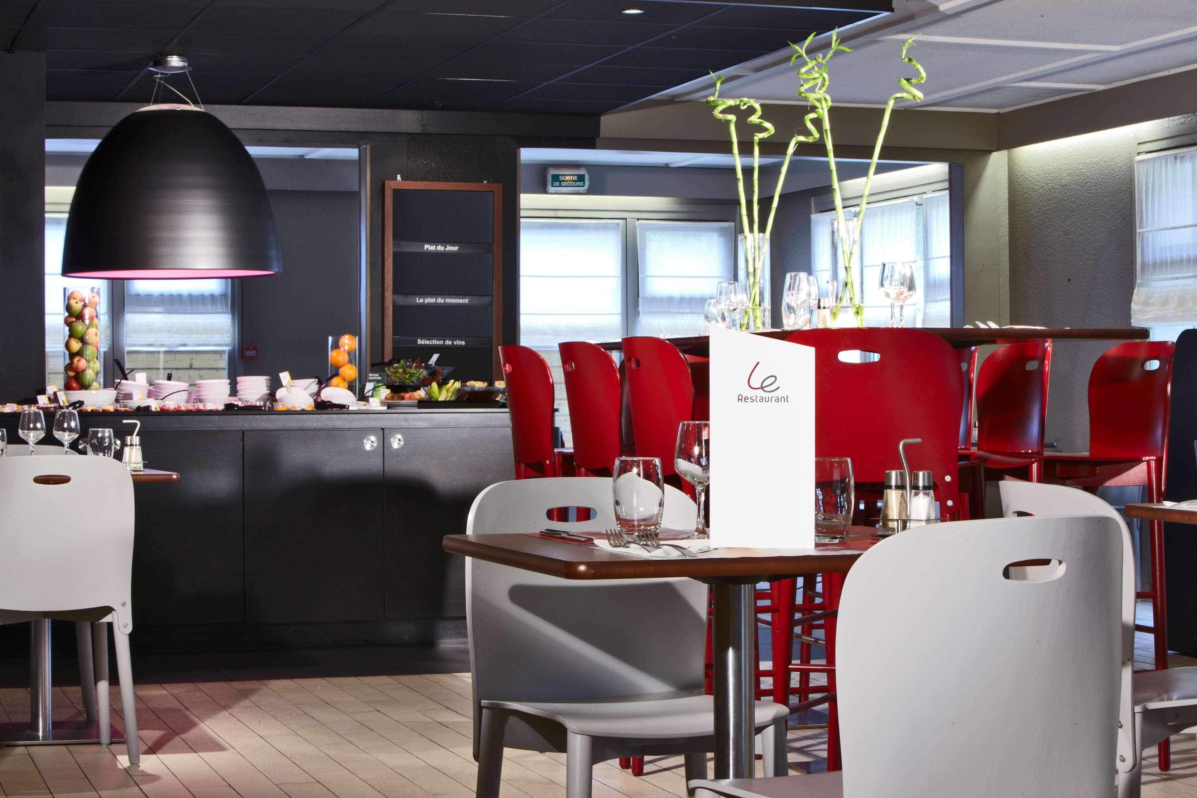 Hotel Campanile Le Havre Nord - Montivilliers Esterno foto
